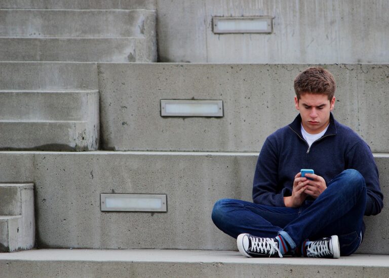 Życzenia imieninowe dla Bartka — gotowe teksty, wierszyki i krótkie SMS